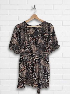 Torrid Black Paisley Georgette Surplice Babydoll Wrap Top Size 2 2X 18-20 NWT